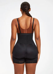CURVESE BOOTYBOOSTING HIGH-WAIST SIDE ZIP SHORTS